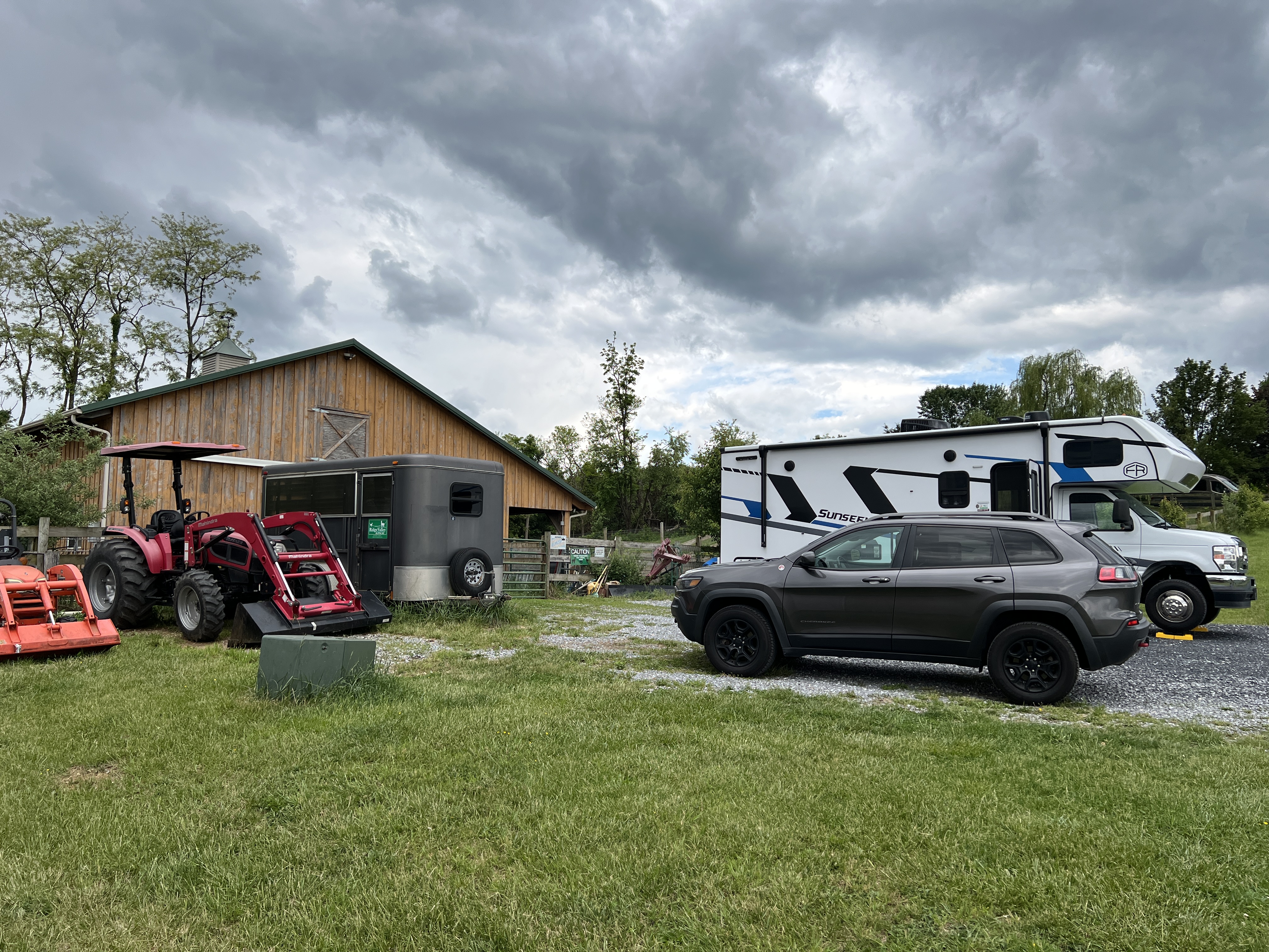 ./2025/04 - Virginia Creeper/IMG_5598.JPG